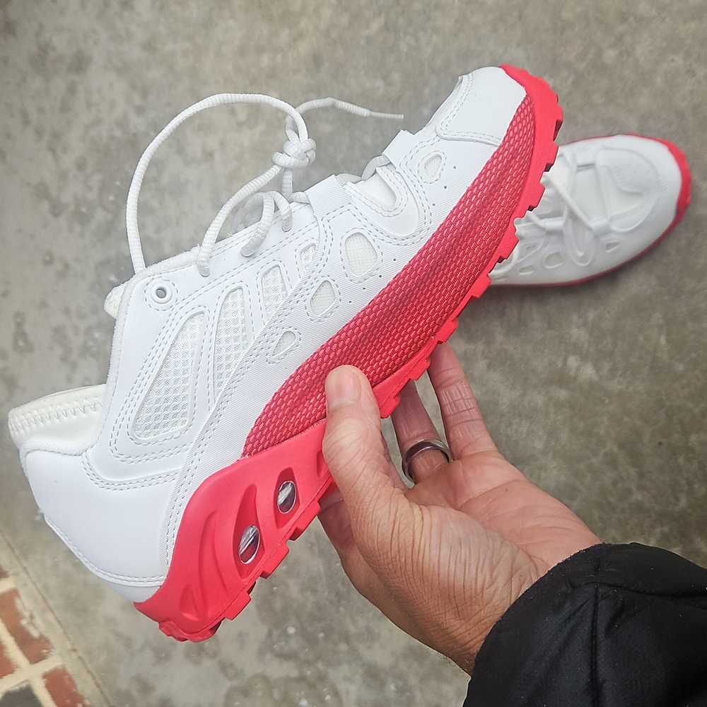 NWOT Nike ACG Sneakers